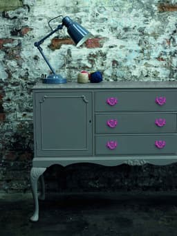 5e7e51c4b2ea8_chalkedgriscampestre2.jpg miniatura