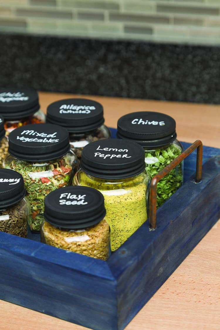 Imagen 5e9df9f9d2133_300a1180tes03281016chalkboardspicesafterselected.jpg