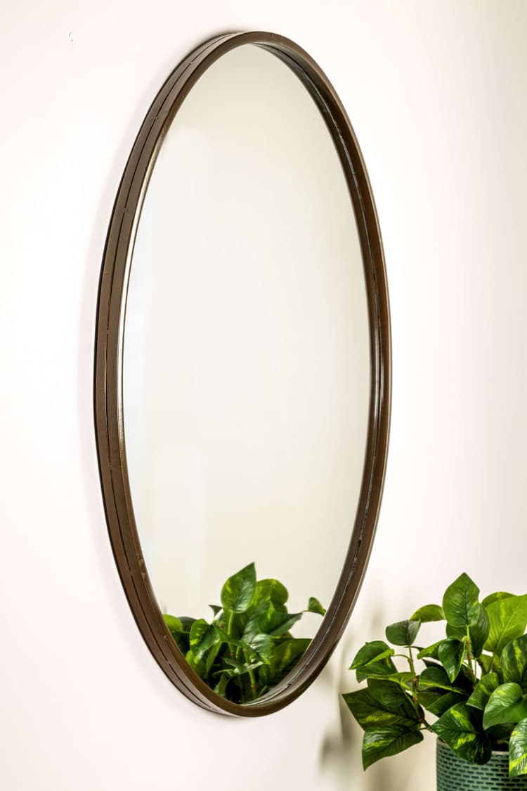 Imagen 5ed3d87e24aad_metal-protection-metalico-laton-antiguo-272055.jpg