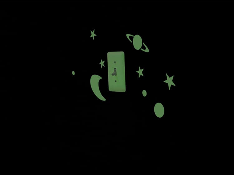 Imagen 5ed446331c638_glowinthedark5.jpg