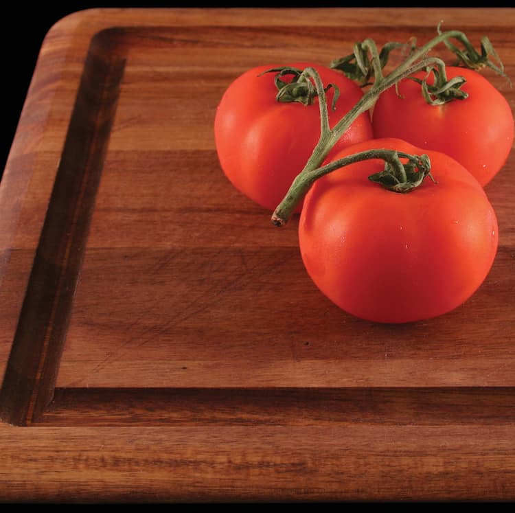 Imagen 651acf82d1272_watbutcherblockcuttingboard2241758.jpg